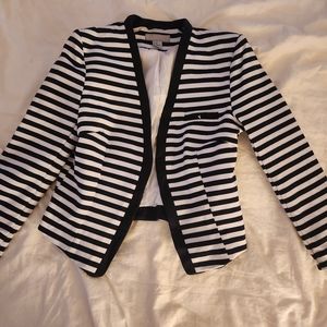H&M ponte Striped Crop Jacket Black & White size 10  nwot.